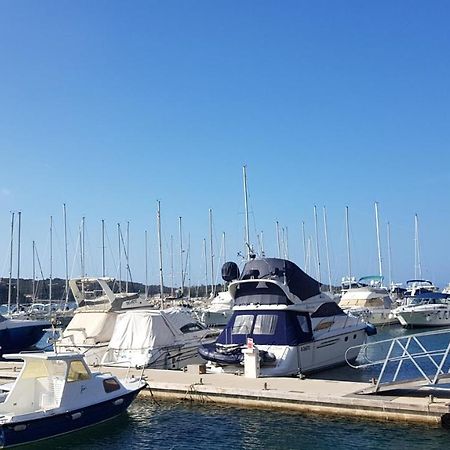 Guest House Galeb Supetarska Draga Exterior photo