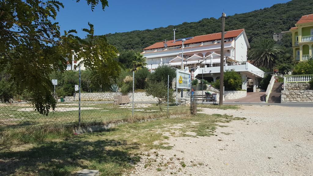 Guest House Galeb Supetarska Draga Exterior photo