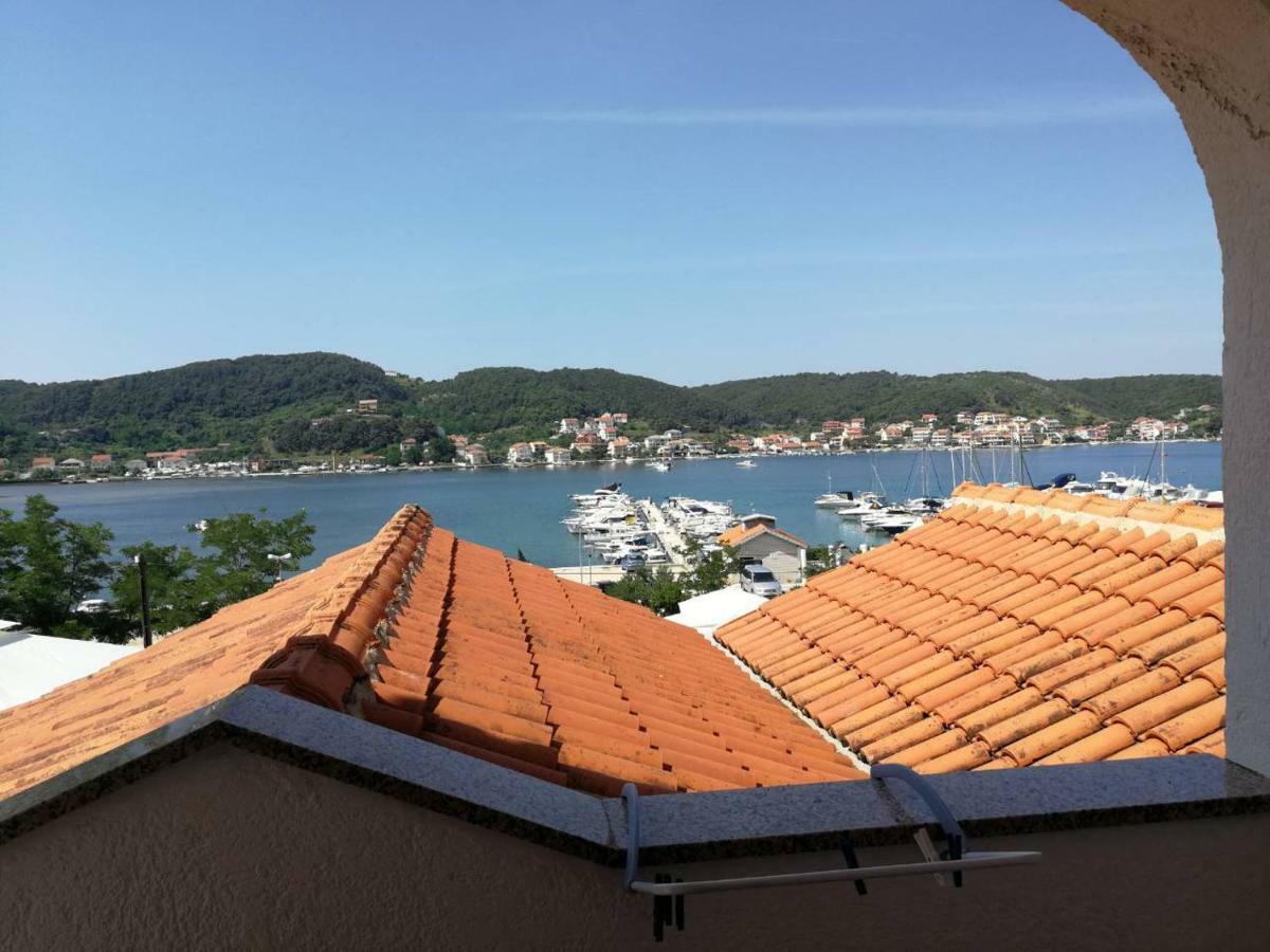 Guest House Galeb Supetarska Draga Exterior photo